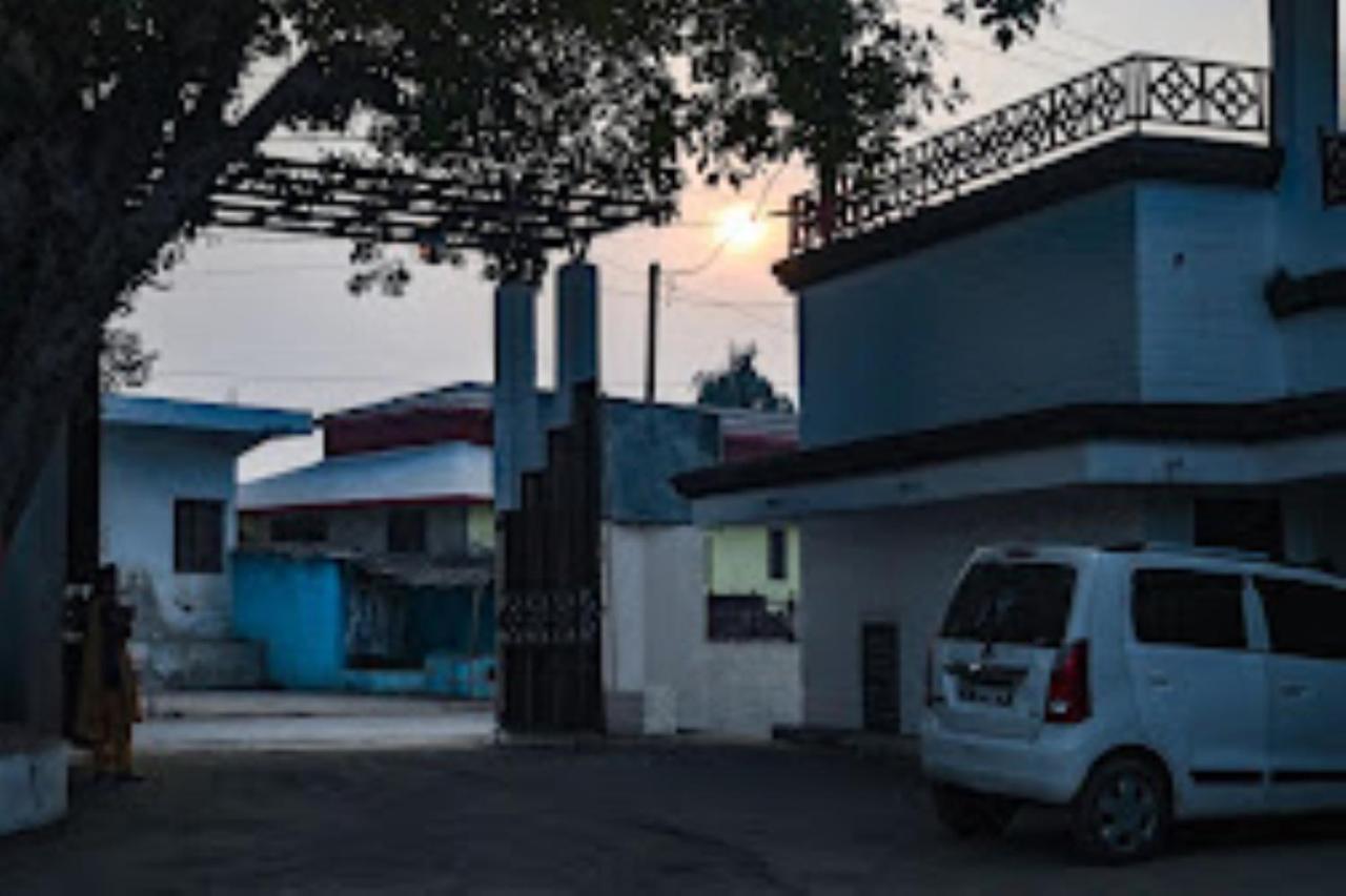 Mp Tourist Bunglow , Chitrakoot Hotel Sitapur Muafi Exterior photo