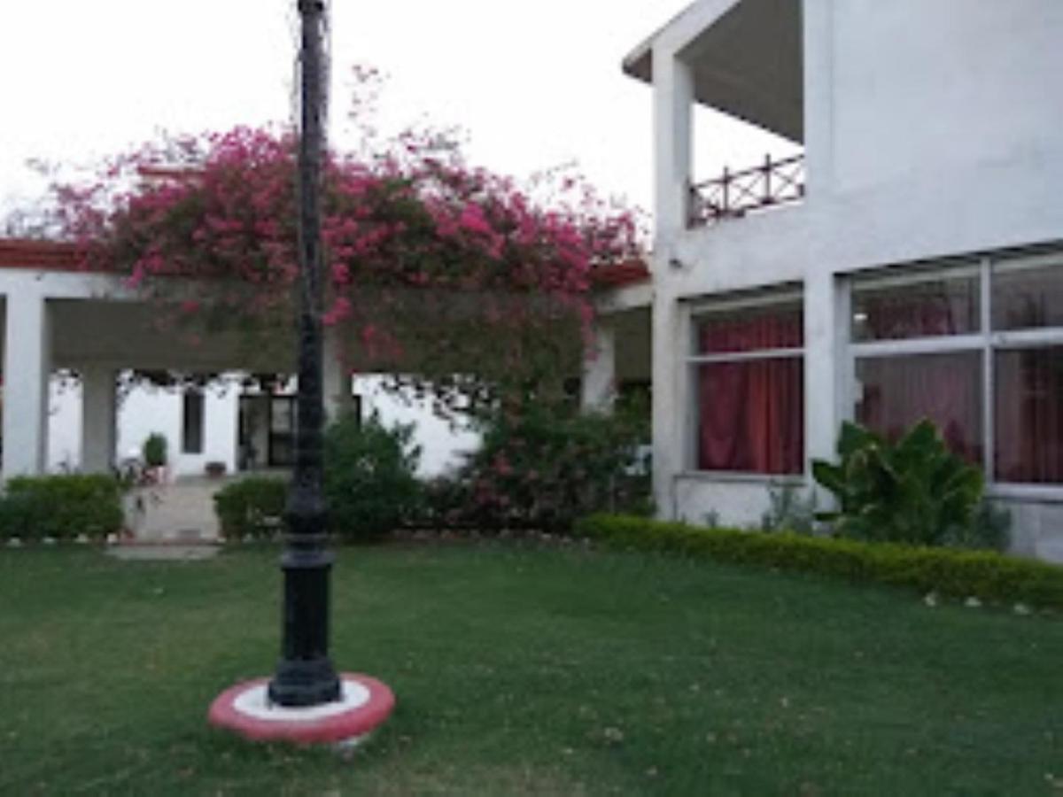 Mp Tourist Bunglow , Chitrakoot Hotel Sitapur Muafi Exterior photo