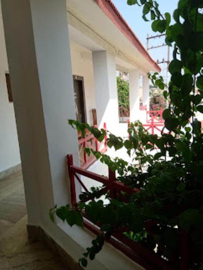 Mp Tourist Bunglow , Chitrakoot Hotel Sitapur Muafi Exterior photo