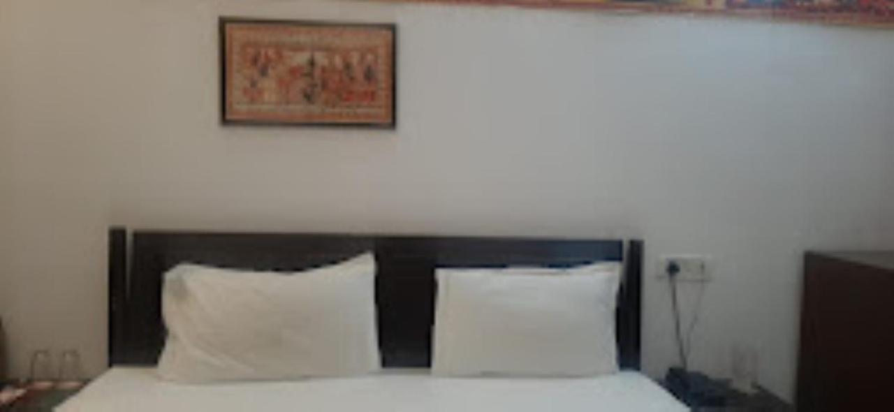 Mp Tourist Bunglow , Chitrakoot Hotel Sitapur Muafi Exterior photo