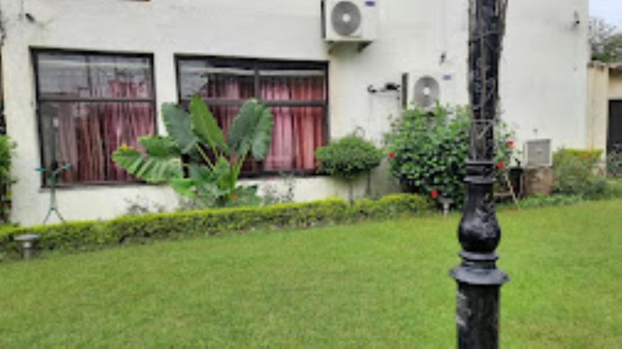 Mp Tourist Bunglow , Chitrakoot Hotel Sitapur Muafi Exterior photo